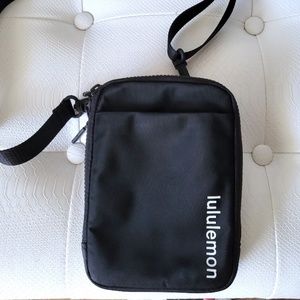 Lululemon Black Nylon Crossbody / Waist Bag